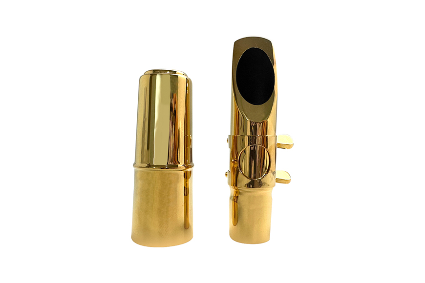 Saxophone Mouthpiece with Cap & Ligatures