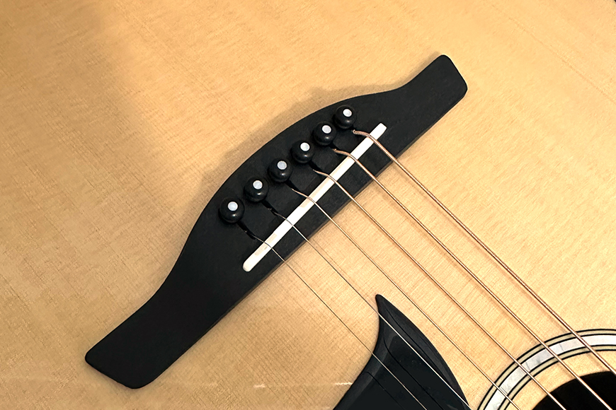Spruce Acoustic Guitar  ZYNMJF6